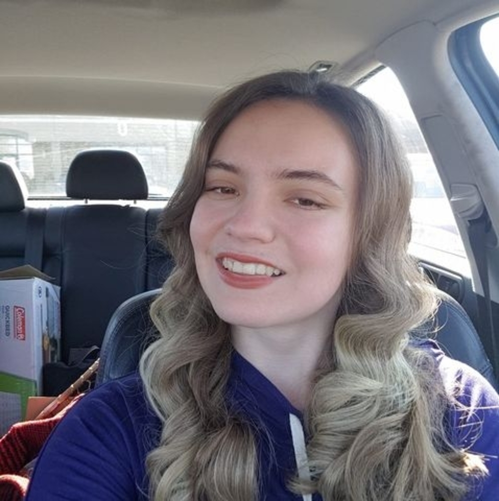 Meet your Posher, Megan